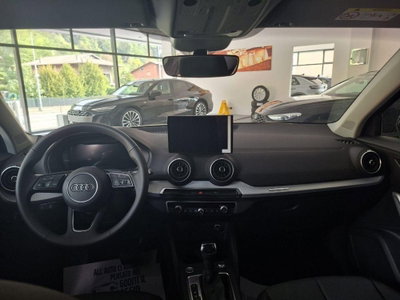 Audi Q2 Q2 35 TFSI S tronic Identity Black (7)