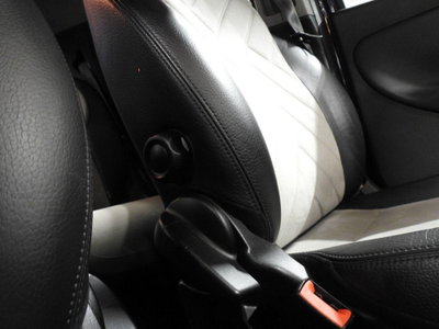 Lancia Ypsilon 1.3 MJT 16V 95 CV 5 porte S&S Platinum (12)