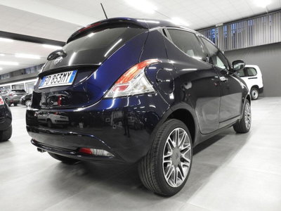 Lancia Ypsilon 1.3 MJT 16V 95 CV 5 porte S&S Platinum (8)
