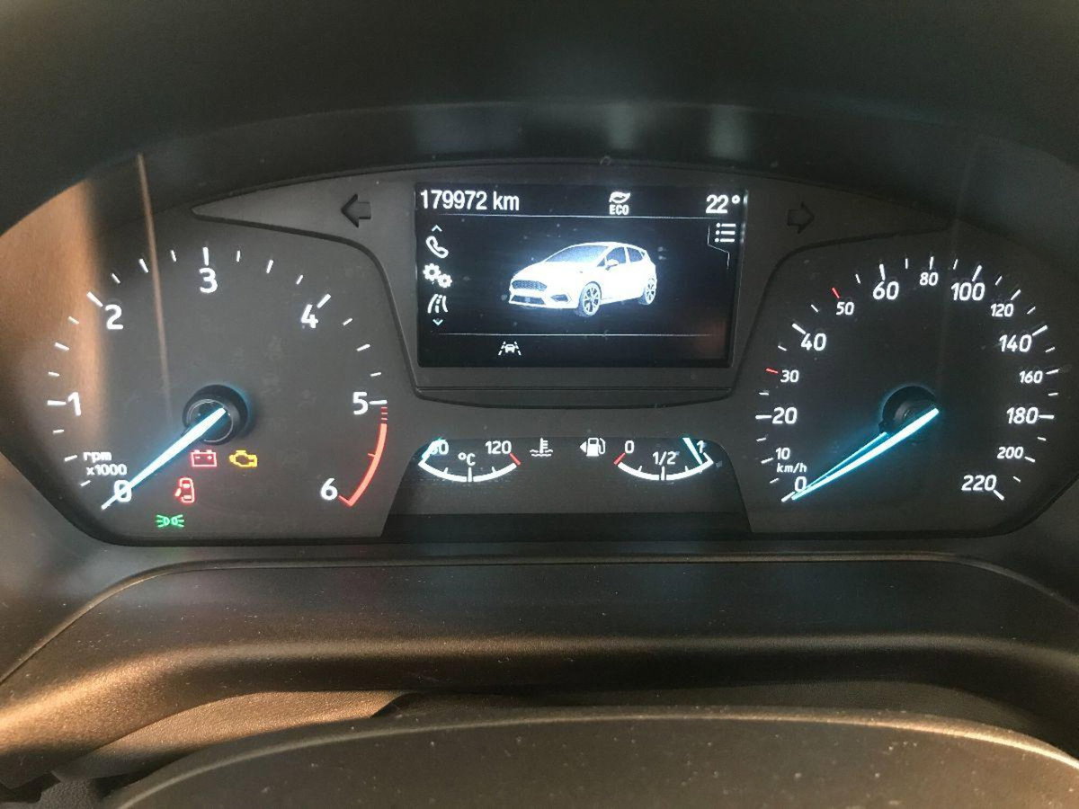 Ford Fiesta 1.5 TDCi 5 porte Titanium (9)