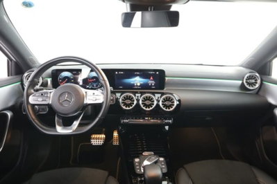 Mercedes-Benz Classe A 180 d Automatic Premium (4)