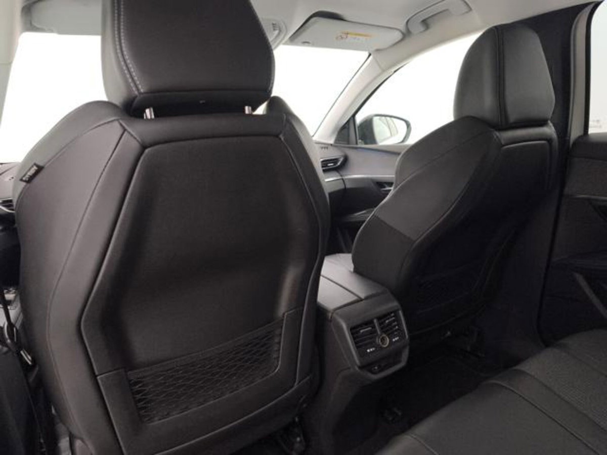 Peugeot 3008 BlueHDi 130 S&S EAT8 Allure Pack (19)