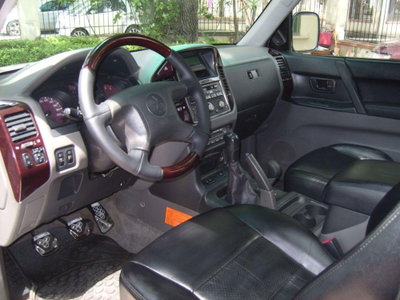 Mitsubishi Pajero 3.2 16V DI-D 3p. GLS2 (10)