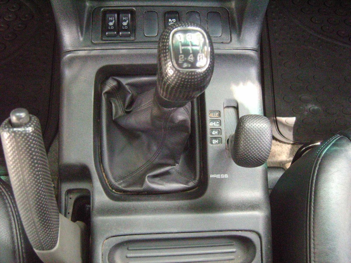 Mitsubishi Pajero 3.2 16V DI-D 3p. GLS2 (17)