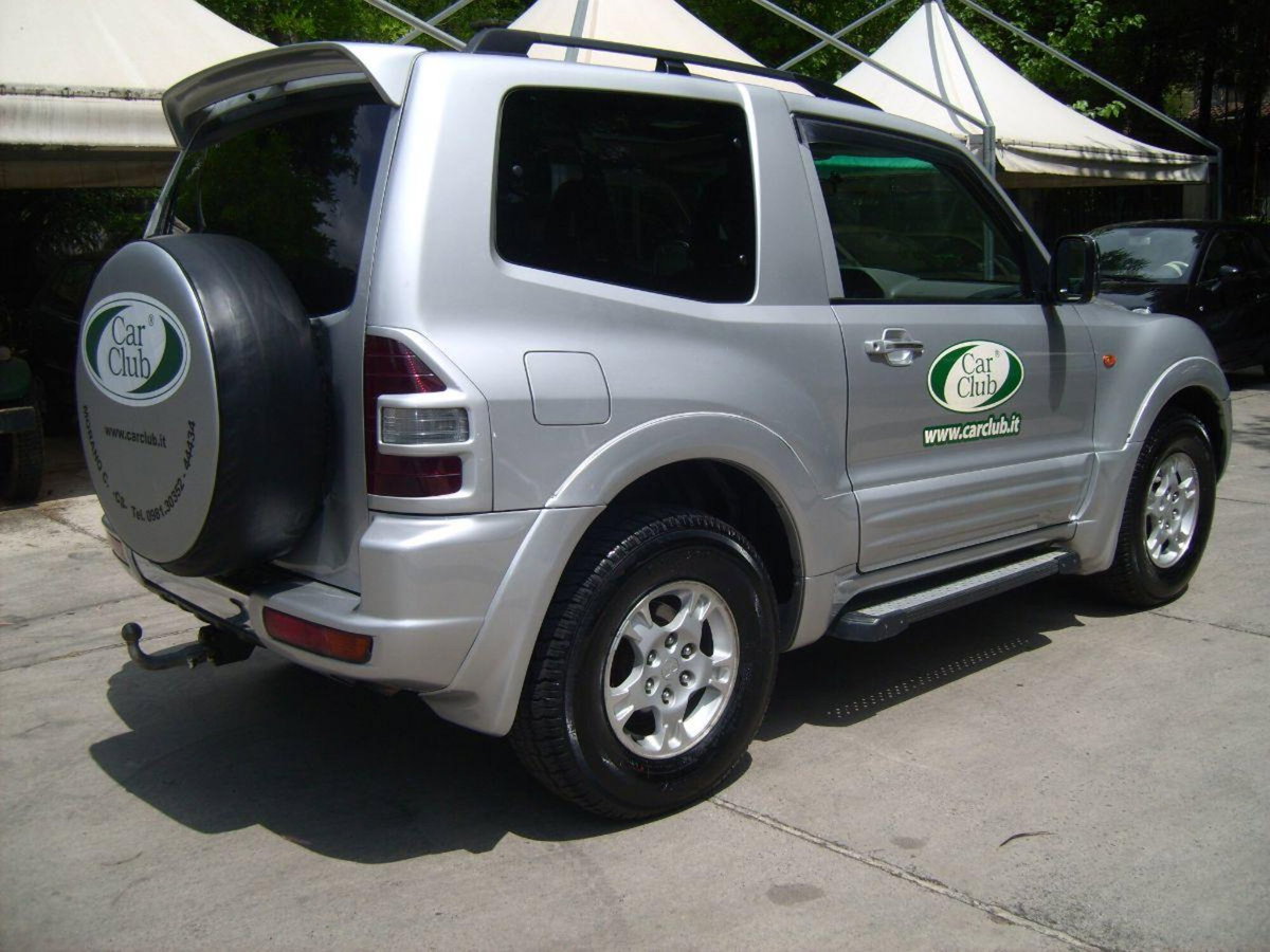 Mitsubishi Pajero 3.2 16V DI-D 3p. GLS2 (3)