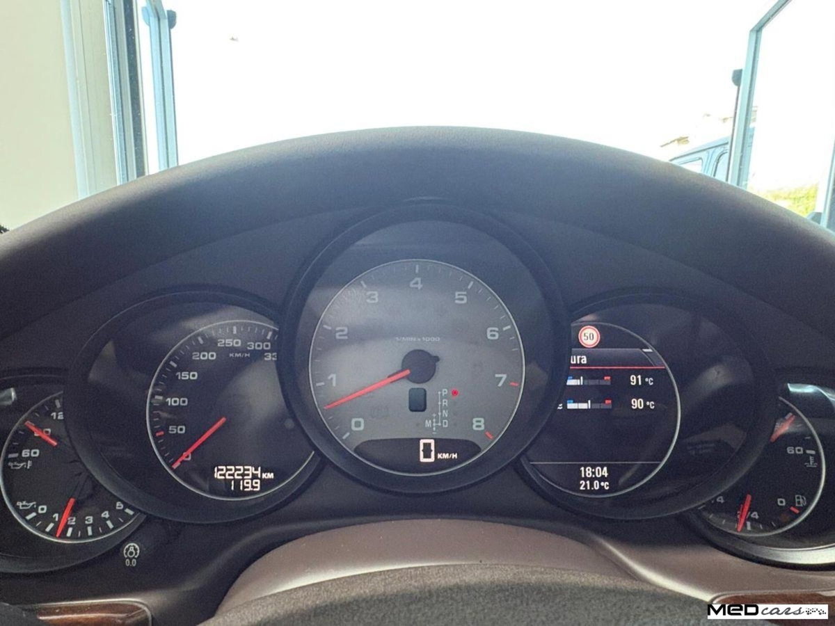 Porsche Panamera 4.8 4S (12)