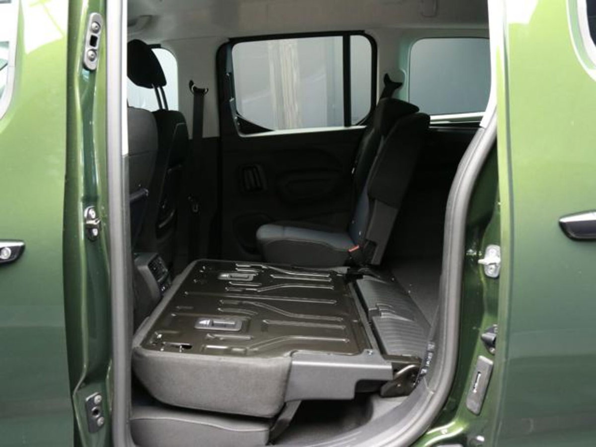 Fiat Qubo 1.5 d La Prima 130cv at8 (9)