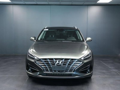 Hyundai i30 Fastback 1.0 T-GDI iMT 48V Prime (2)