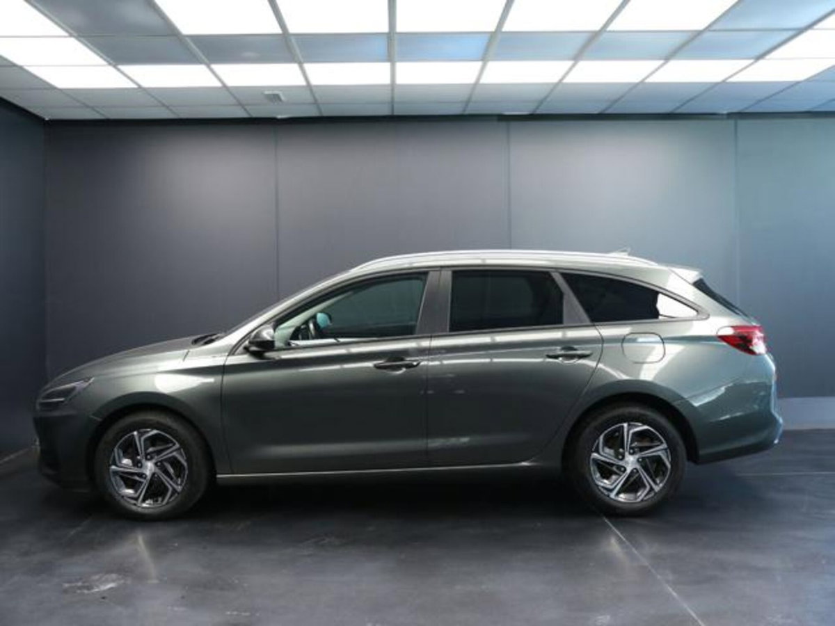 Hyundai i30 Fastback 1.0 T-GDI iMT 48V Prime (6)