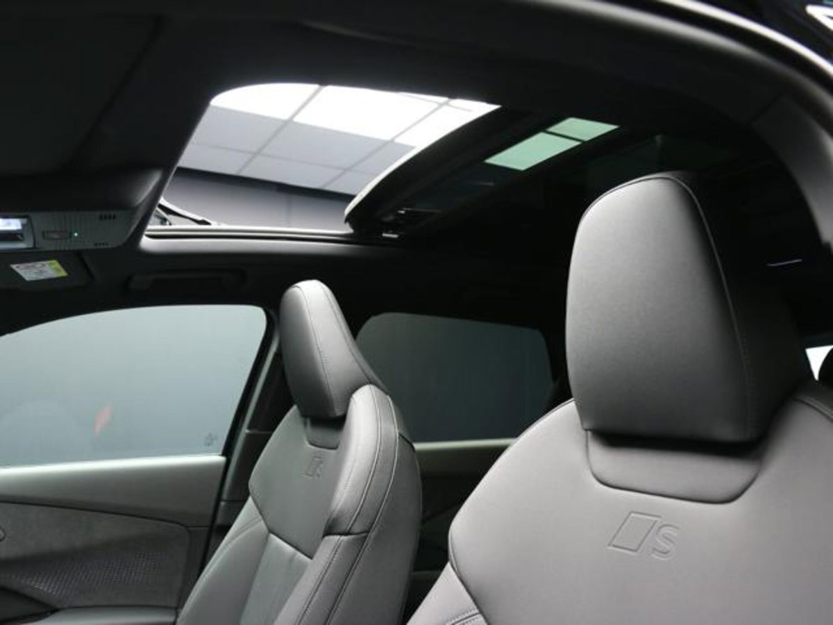 Audi Q3 Sportback 2.0 tfsi S line edition quattro 265cv s-tronic (10)