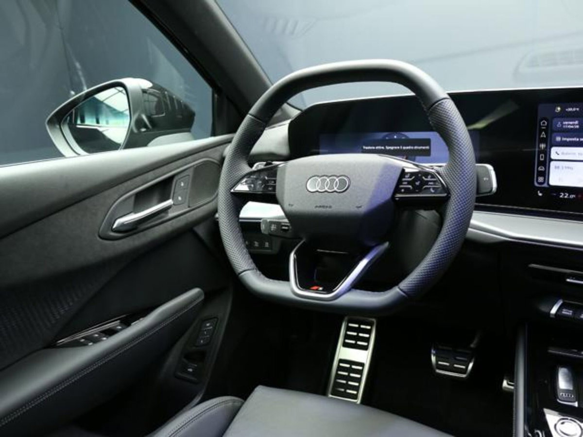 Audi Q3 Sportback 2.0 tfsi S line edition quattro 265cv s-tronic (14)