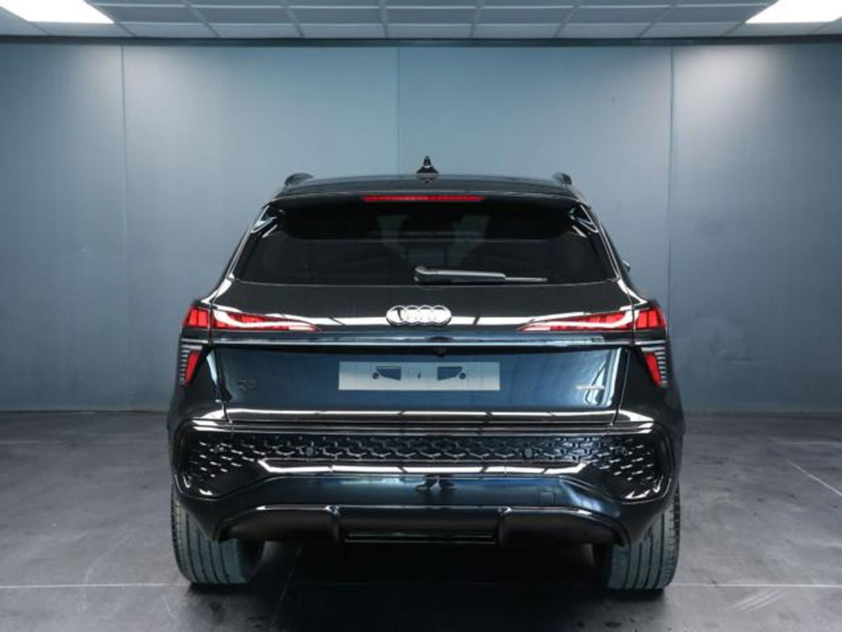 Audi Q3 Sportback 2.0 tfsi S line edition quattro 265cv s-tronic (5)