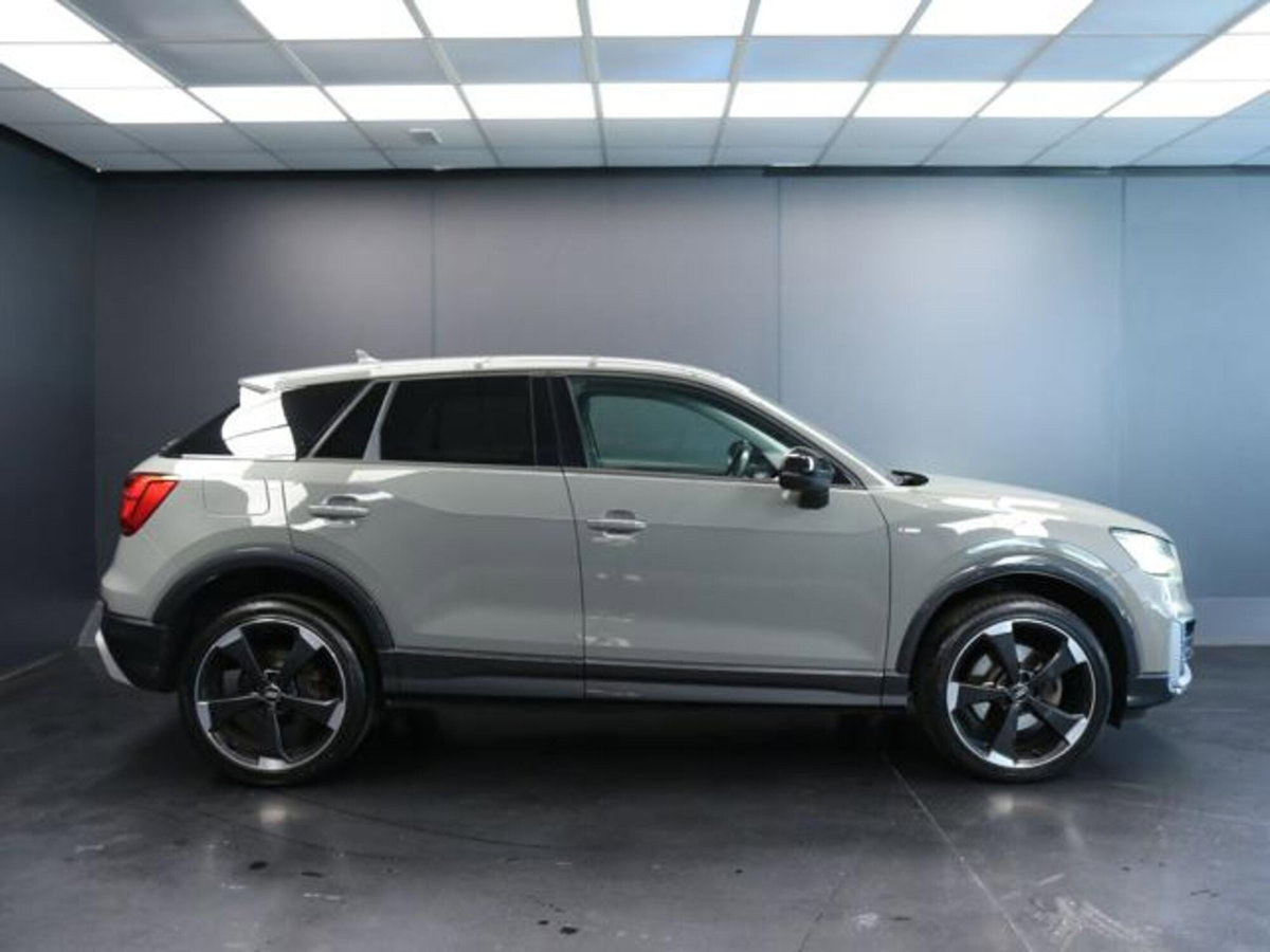 Audi Q2 Q2 2.0 TDI quattro S tronic Design (6)