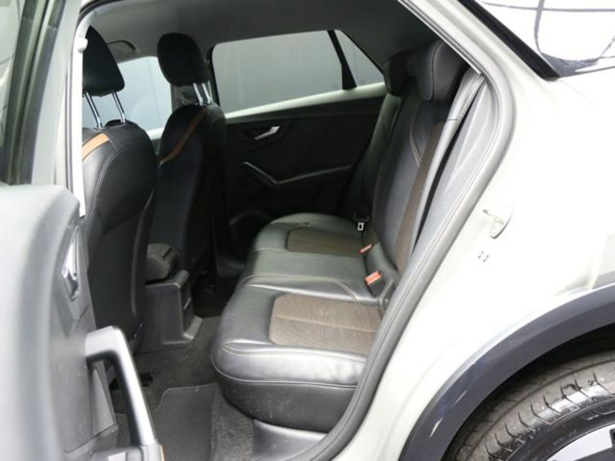 Audi Q2 Q2 2.0 TDI quattro S tronic Design (8)