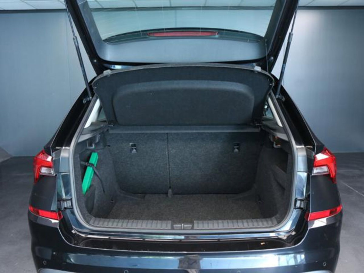 Skoda Kamiq 1.0 TSI Ambition (7)