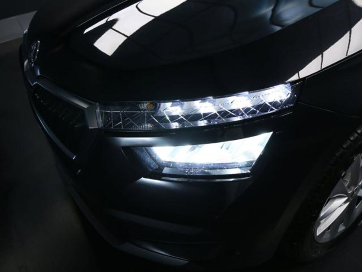 Skoda Kamiq 1.0 TSI Ambition (8)