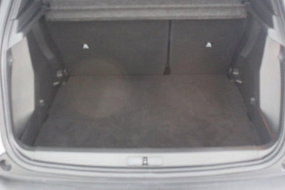 Peugeot 2008 PureTech 130 S&S Allure Pack (19)