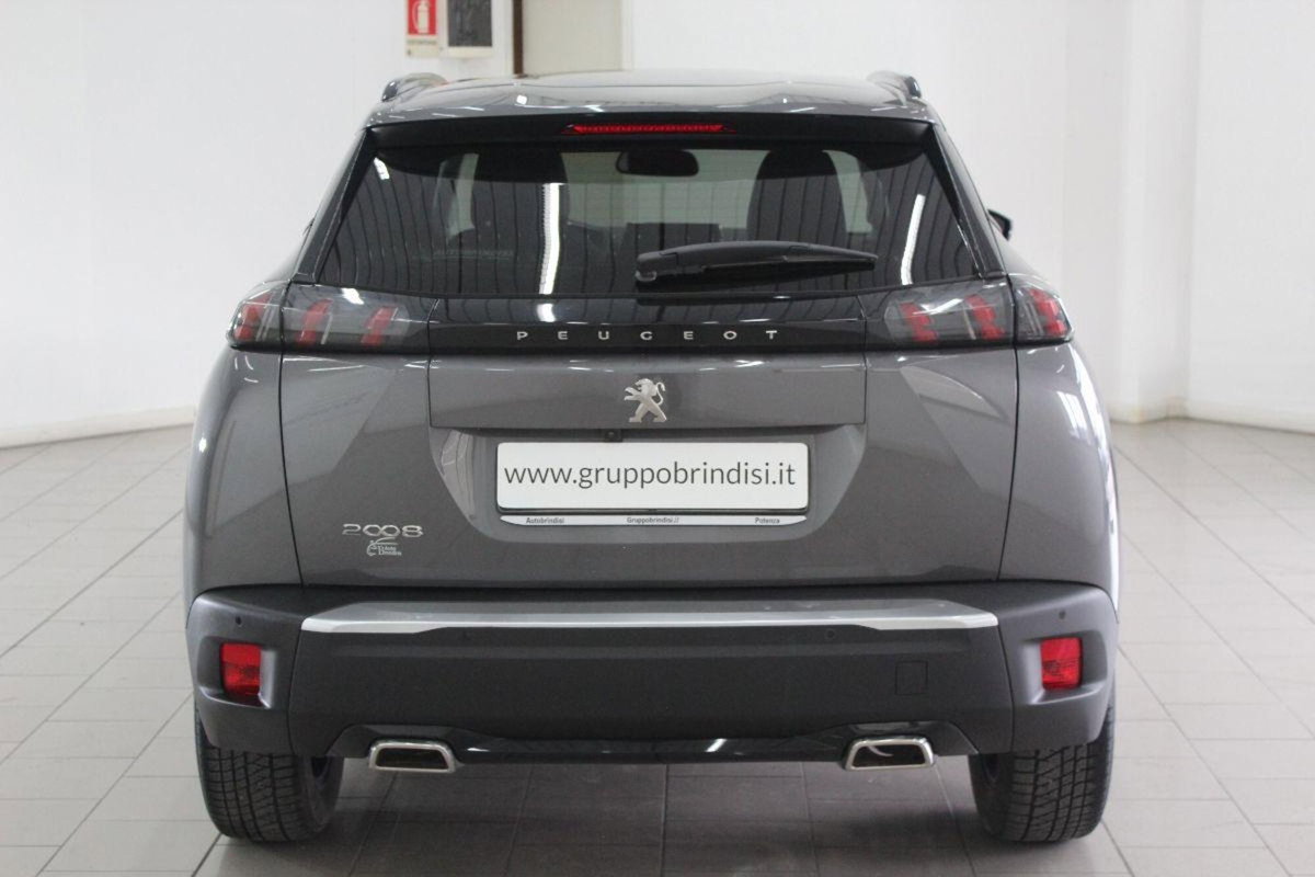 Peugeot 2008 PureTech 130 S&S Allure Pack (5)