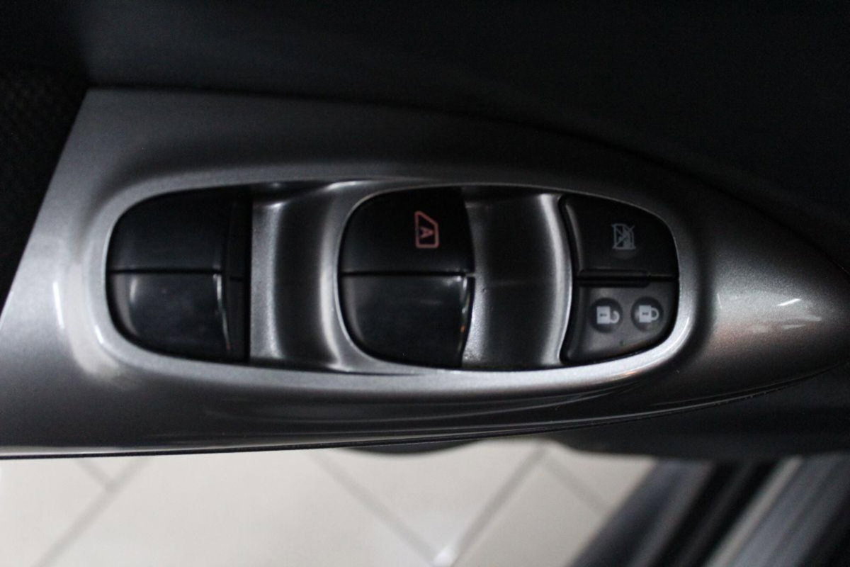 Nissan Juke 1.5 dCi Acenta (19)