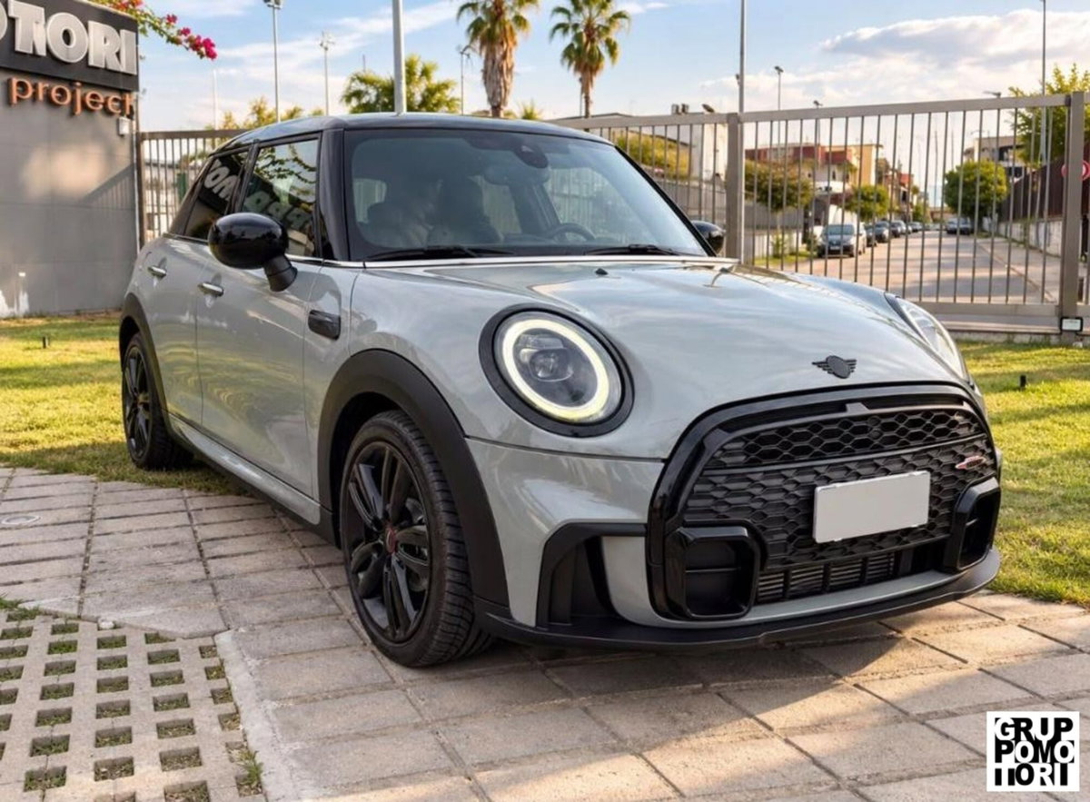 MINI Mini 2.0 Cooper S (2)
