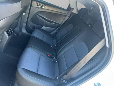 Hyundai Tucson 1.7 CRDi XPossible (12)
