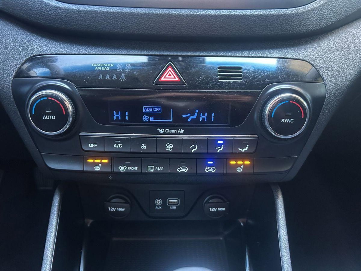 Hyundai Tucson 1.7 CRDi XPossible (16)