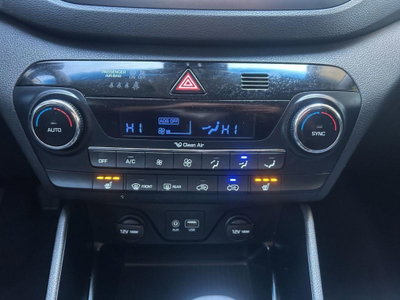Hyundai Tucson 1.7 CRDi XPossible (16)