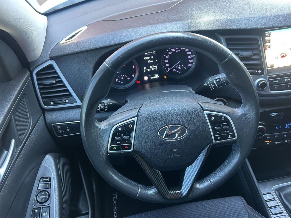 Hyundai Tucson 1.7 CRDi XPossible (19)
