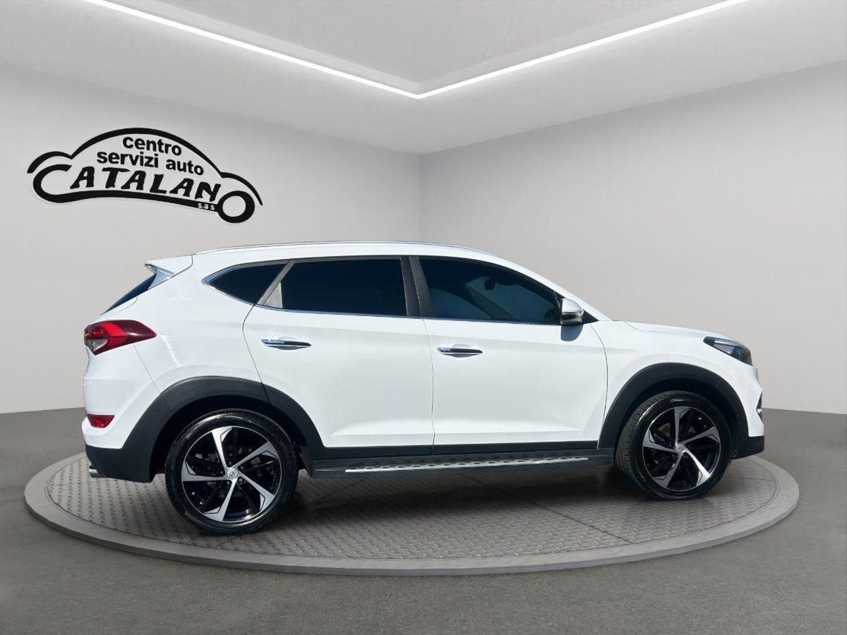 Hyundai Tucson 1.7 CRDi XPossible (6)