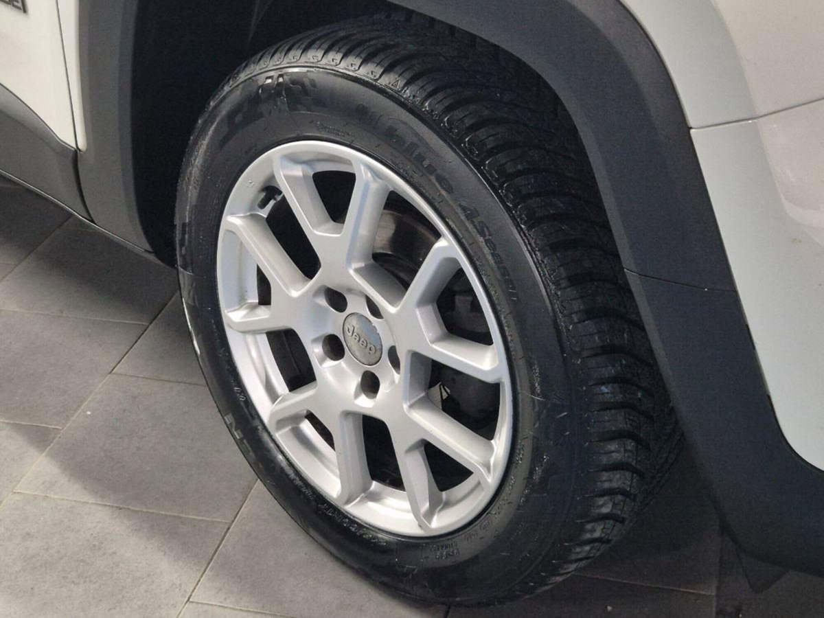 Jeep Renegade 1.6 Mjt DDCT 120 CV Limited (10)