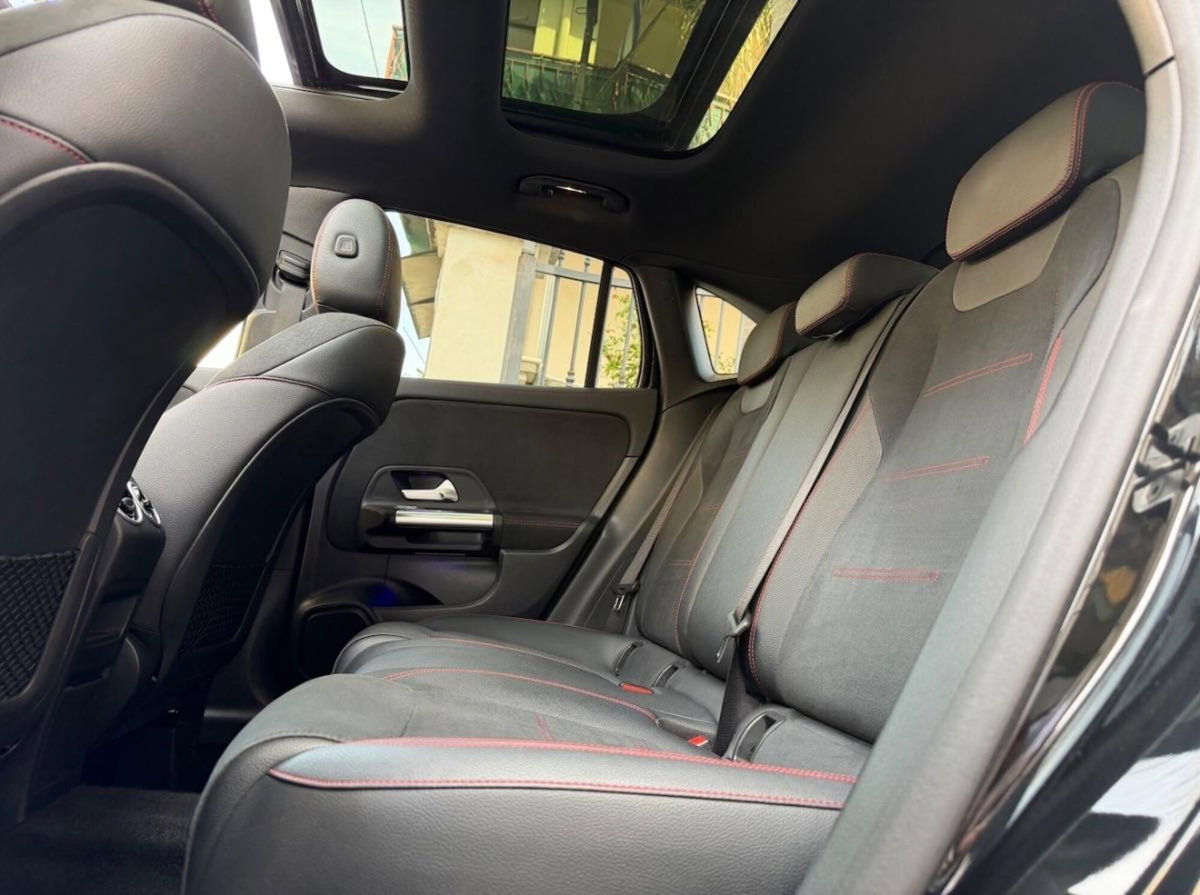 Mercedes-Benz GLA SUV 200 d Automatic Premium (17)