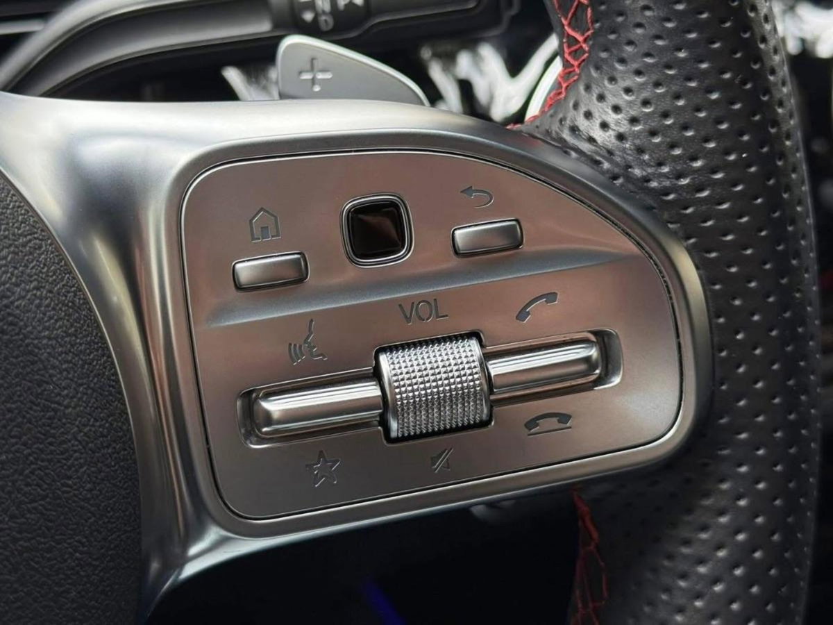 Mercedes-Benz GLA SUV 200 d Automatic Premium (20)