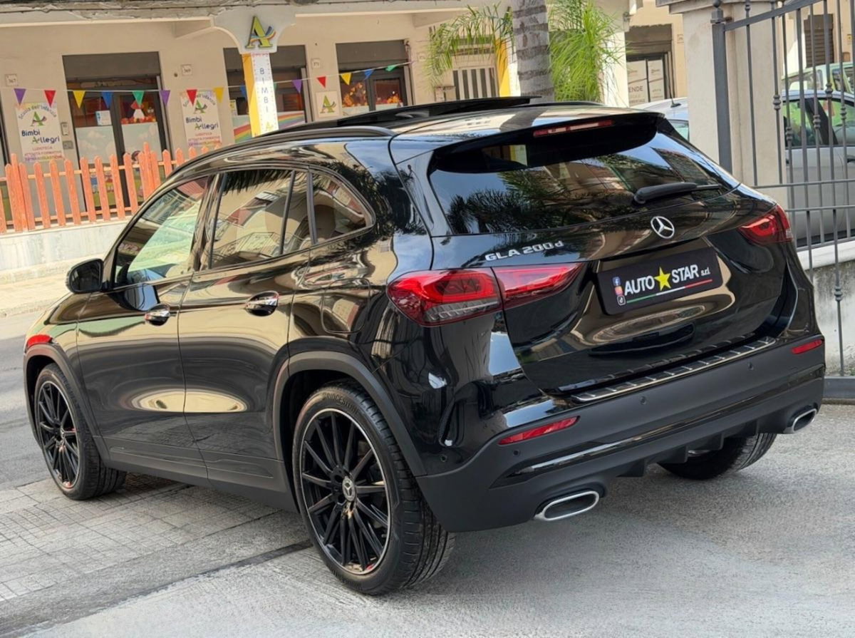 Mercedes-Benz GLA SUV 200 d Automatic Premium (6)