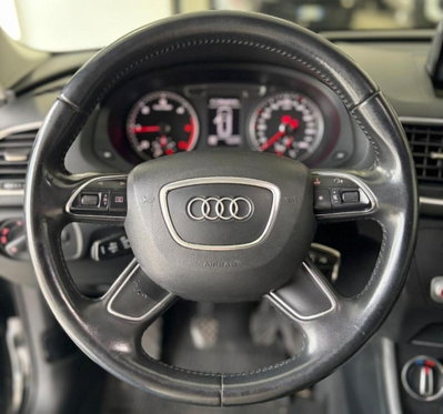 Audi Q3 2.0 TDI 150 CV (12)