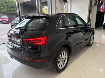 Audi Q3 2.0 TDI 150 CV (4)