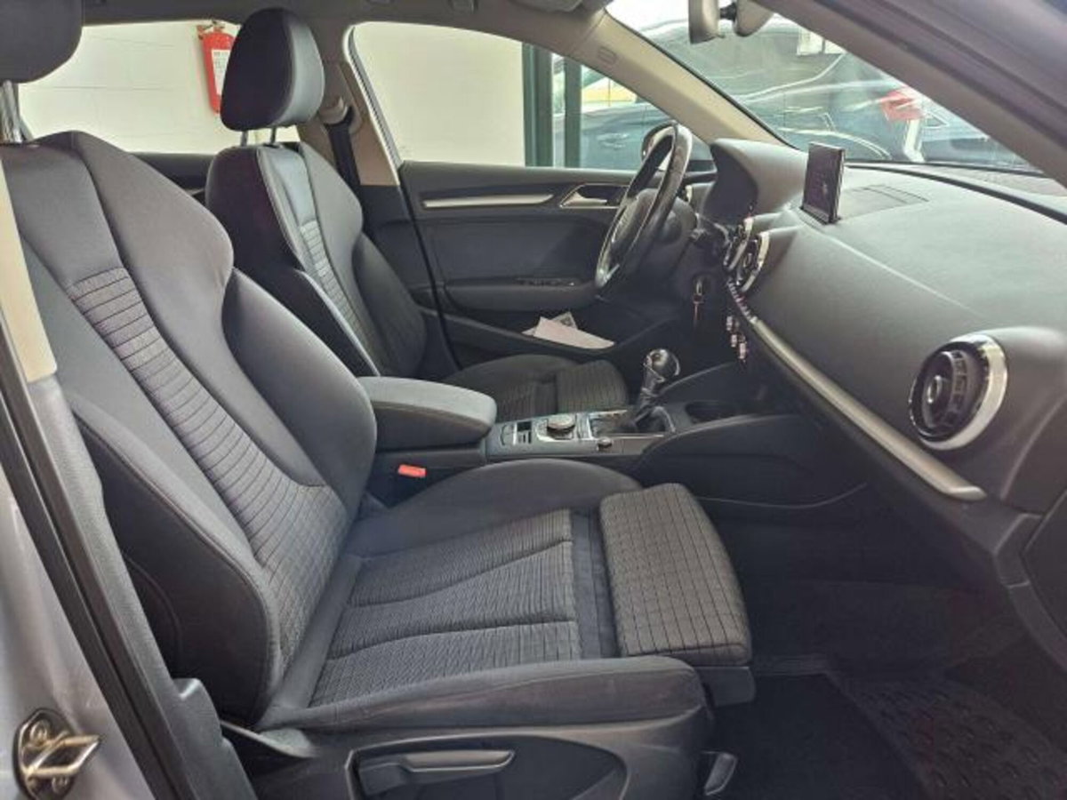 Audi A3 Sportback 1.6 TDI Ambition (12)