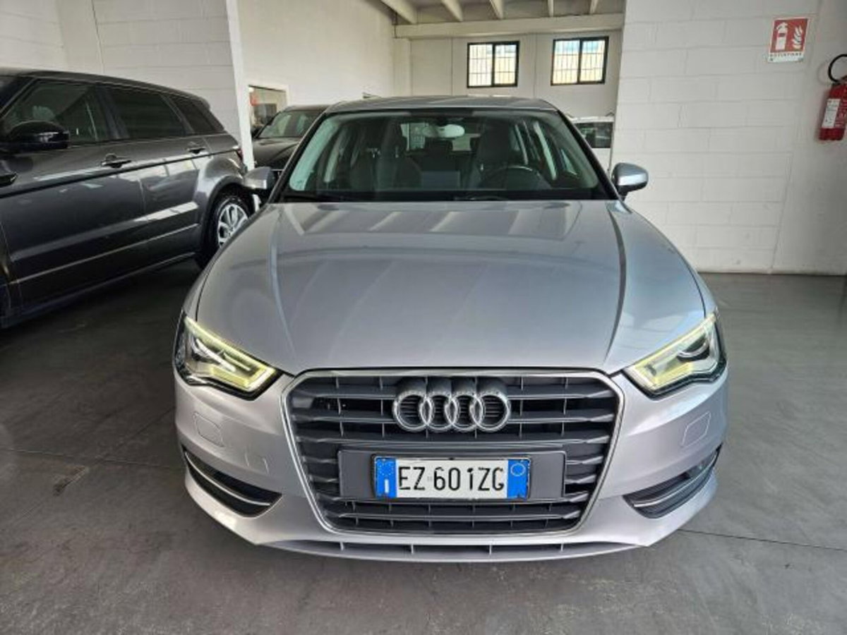 Audi A3 Sportback 1.6 TDI Ambition (2)