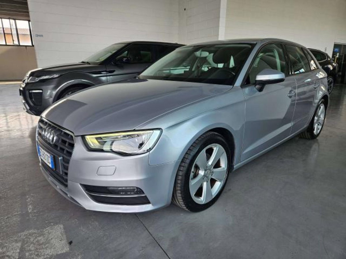 Audi A3 Sportback 1.6 TDI Ambition (3)