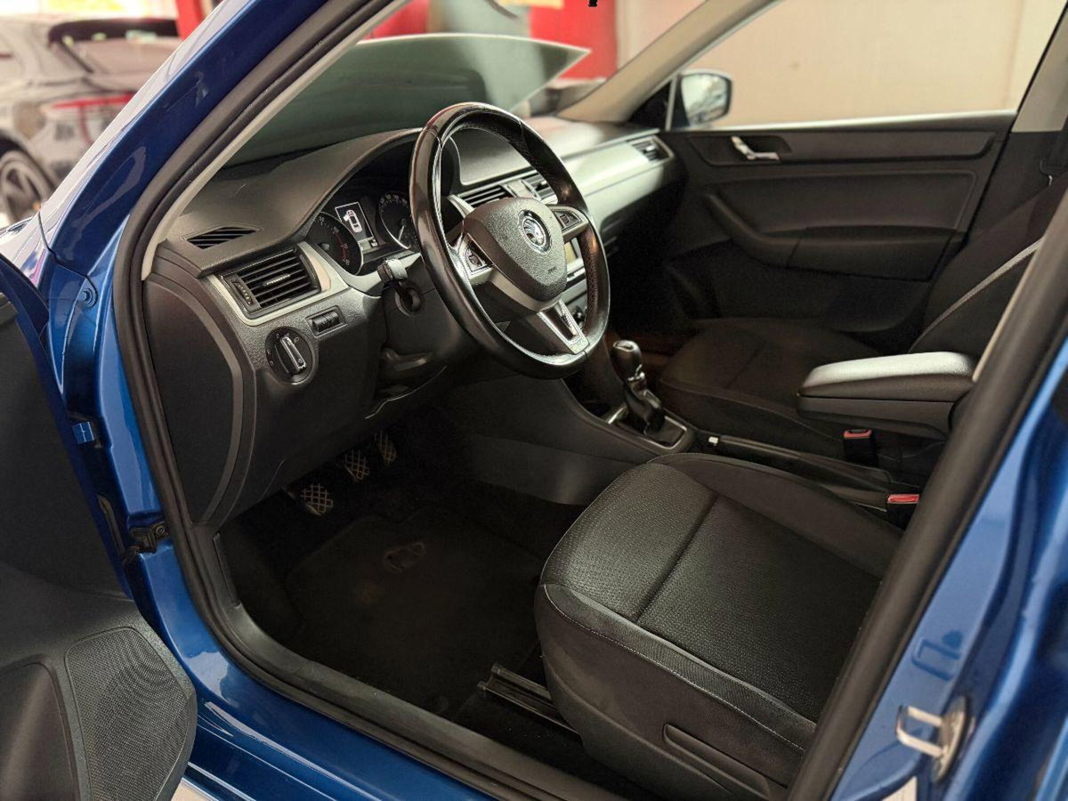 Skoda Rapid Spaceback TSI 110 CV ScoutLine (4)