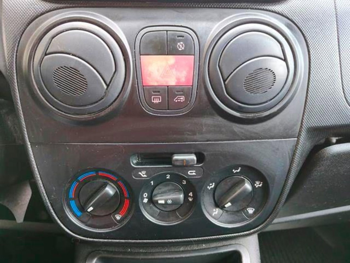 Fiat Fiorino 1.3 MJT 75CV Furgone SX E5+ (5)