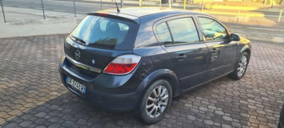 Opel Astra 1.6 16V Twinport 5 porte Club