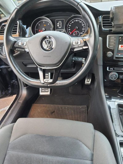 Volkswagen Golf 1.6 TDI 110 CV 5p. Highline BlueMotion Technology (4)