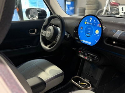 MINI Mini 3p 1.5 C Favoured auto (13)
