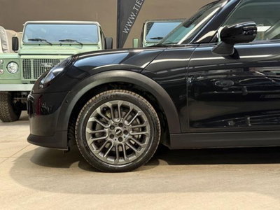 MINI Mini 3p 1.5 C Favoured auto (7)