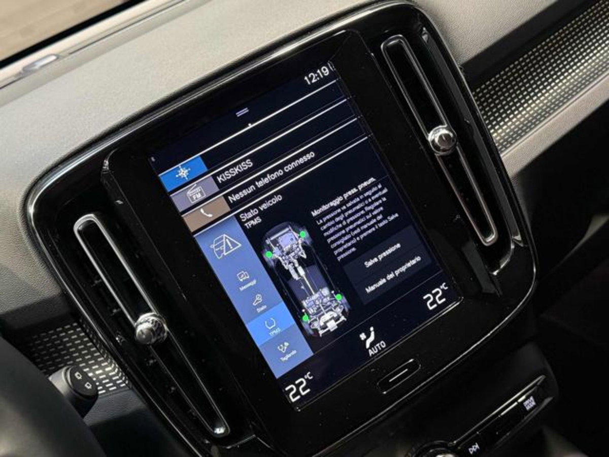 Volvo XC40 T2 automatico Core (20)