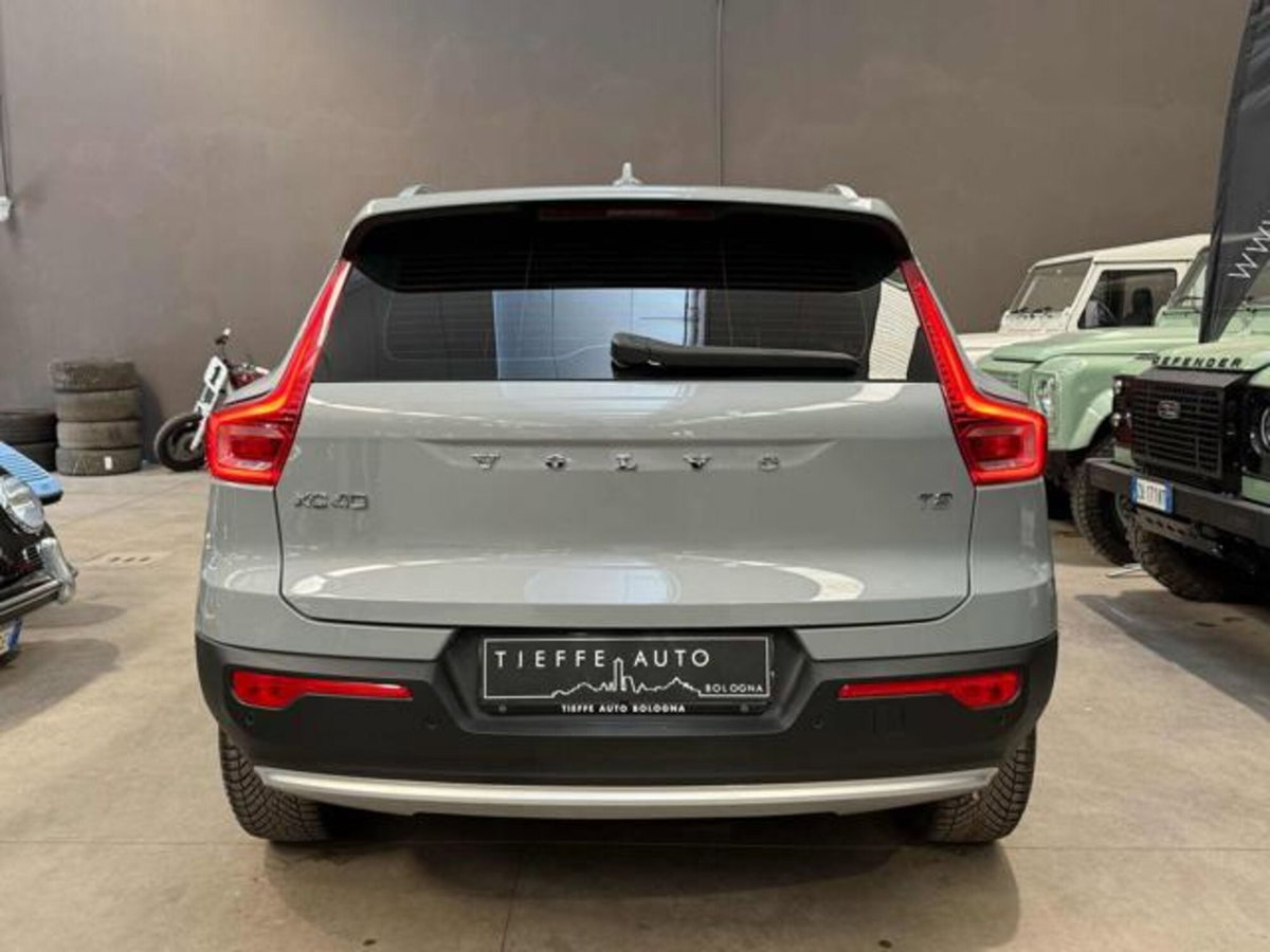 Volvo XC40 T2 automatico Core (6)