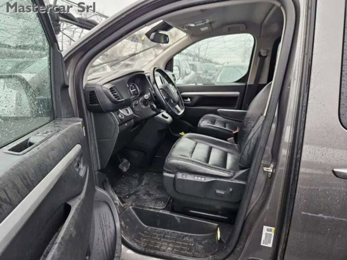 Peugeot Traveller BlueHDi 180 S&S EAT8 Long Business Vip (11)