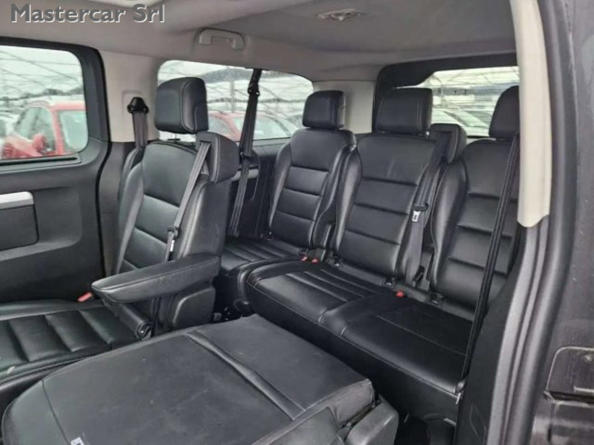 Peugeot Traveller BlueHDi 180 S&S EAT8 Long Business Vip (12)