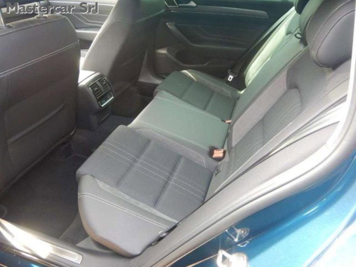 Volkswagen Passat Variant Alltrack 2.0 TDI 190 CV 4MOTION DSG BMT (9)