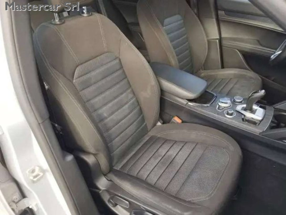 Alfa Romeo Stelvio Stelvio 2.2 Turbodiesel 210 CV AT8 Q4 Super (8)